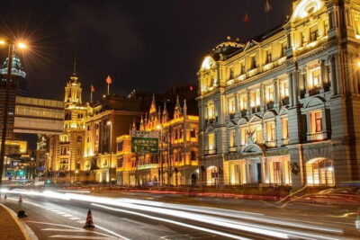 Shanghai by Night with Fine Local Dinner and VIP River Cruise Experiences - VIP Huangpu River Cruise on the Bund: Neon Views with Picture Help