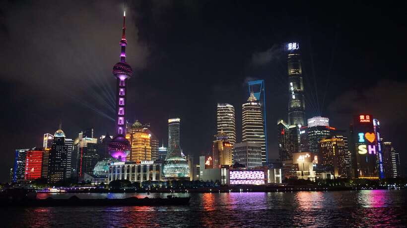 Shanghai Evening Tour: VIP Huangpu River Cruise&City lights - Why the Huangpu River lights are worth planning around