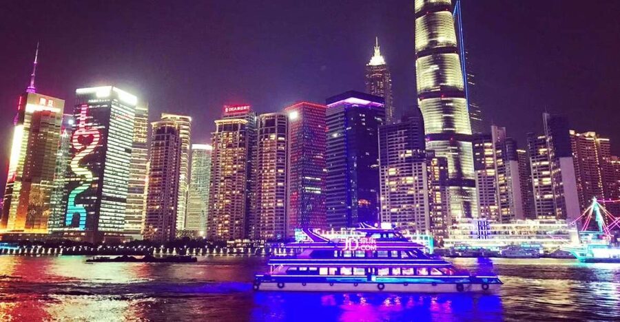 Shanghai in 5 Hours: River Cruise, Shanghai Tower & Dining - Yuyuan Garden Bazaar: The Old Shanghai Start