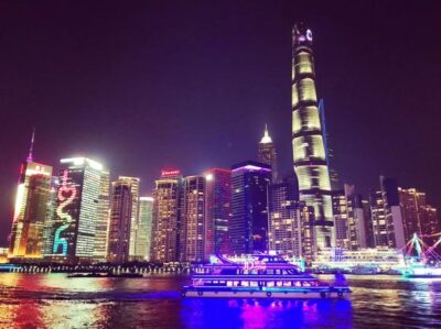 Shanghai in 5 Hours: River Cruise, Shanghai Tower & Dining - Shanghai-Style Lunch: Fuel Without Losing the Day