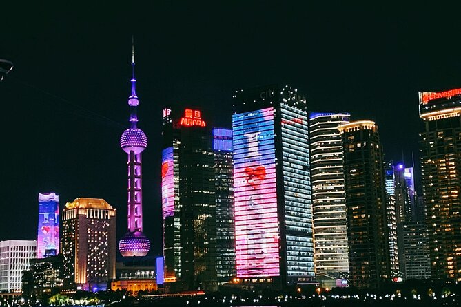 Shanghai Night River Cruise and Light Tour with Yuyuan Bazaar - Why Shanghai’s Bund lights feel best from the water
