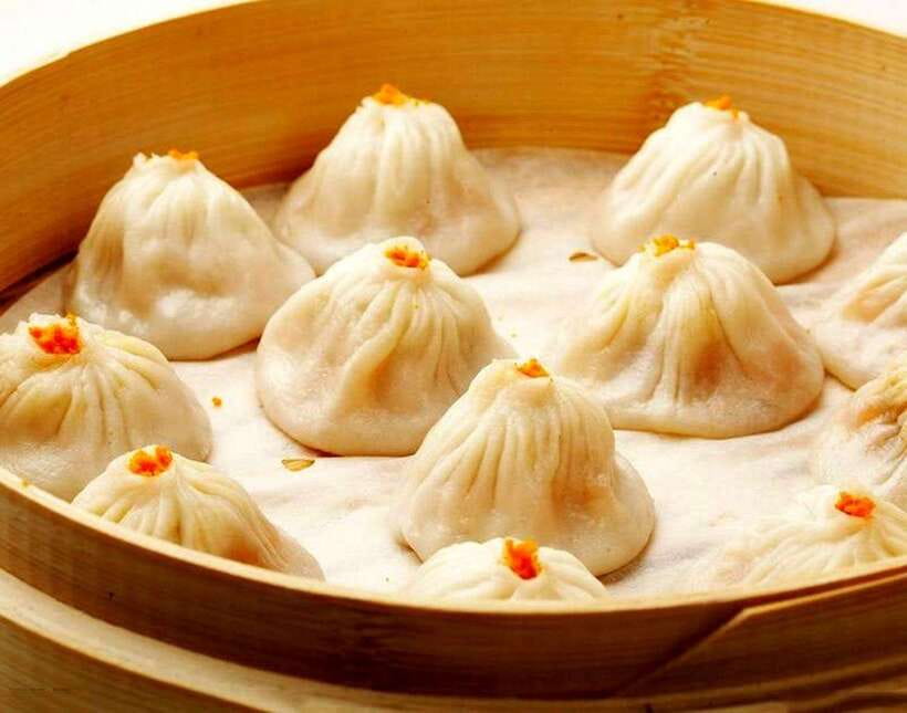 Shanghai Night River Cruise VIP Seat with Authentic Dinner - Dinner After the Cruise: Shanghai Classics in a Local Restaurant