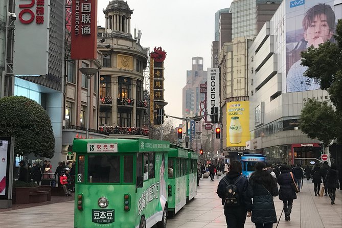 Shanghai Private Night Tour with Huangpu River Cruise, the Bund and Xintiandi - Pickup, private guide, and using Metro/Subway without stress