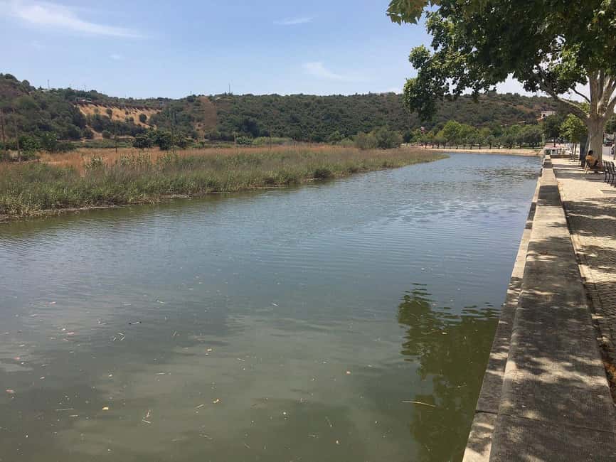 Silves River Cruise - The Upstream Cruise: 1.5 Hours of Captain Commentary and River Views