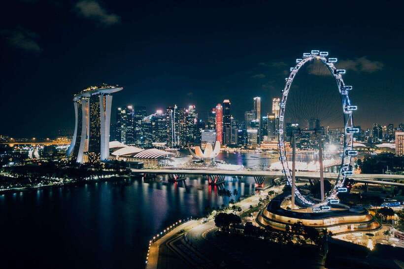Singapore: River Cruise and Merlion Park Guided Tour - Marina Bay Sands Spectra Show: The Grand Finale You’ll Remember