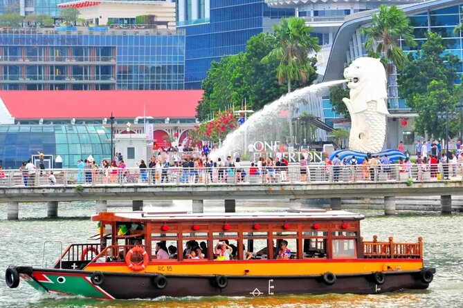Singapore River Cruise E-Ticket - Esplanade’s durian-shaped design: art meets architecture