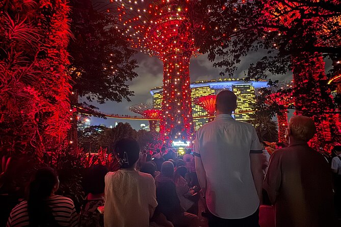 Singapore River Cruise, Night Garden Rhapsody & Spectra by CYT - Walking, waiting, and the group size under 20