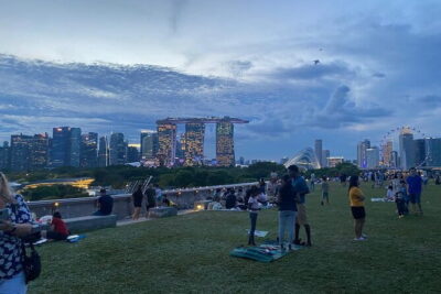 Singapore River Cruise with 2 Shows (4 hours) - Clarke Quay river cruise: your 40-minute night view from the water