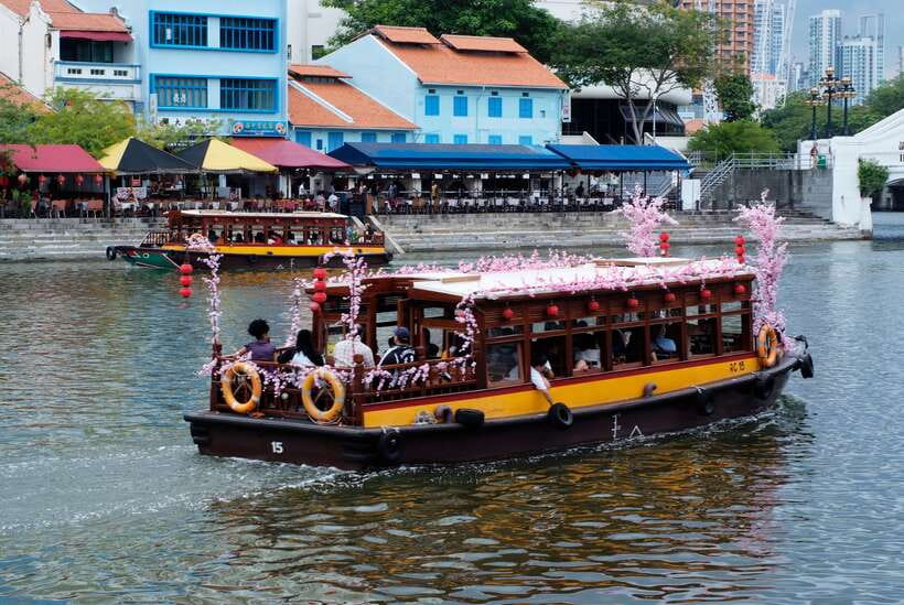 Singapore: Singapore River Cruise - Day vs night: when the cruise feels most worth it