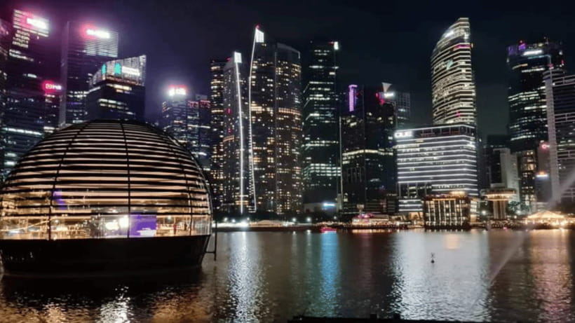 Singapore: Sunset River Cruise and Light Shows Tour - Guide experience: names you’ll hear and what their style seems to focus on