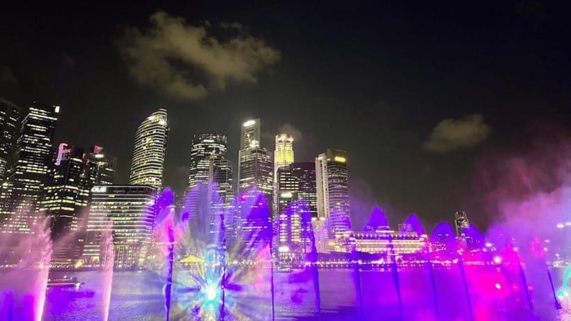Singapore: Twilight Tour with River Cruise and Light Shows - Merlion Park Photo Pass: The Icon Done Fast and Useful