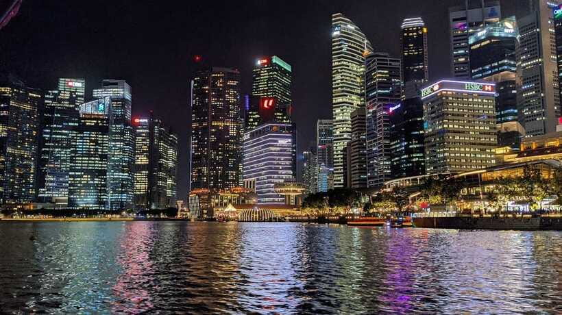 Singapore Twilights with River Cruise & Light Shows - Guides Make the Difference: Look for the Human Touch