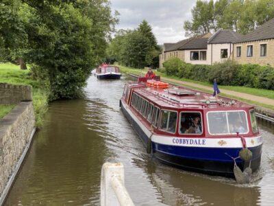 Skipton: 1-Hour Canal Cruise - Dave Spikey’s commentary: funny, but tied to real places