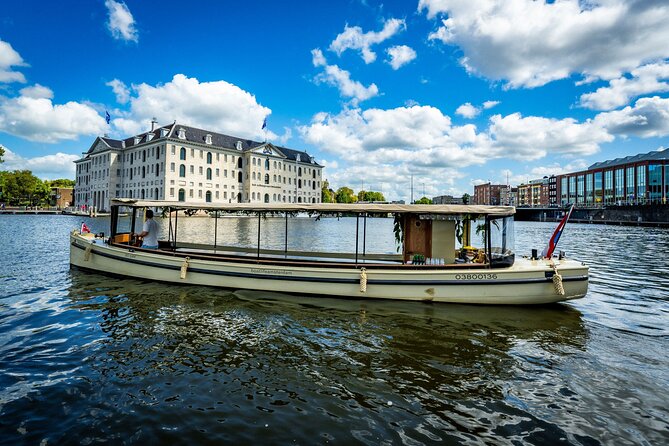 Small-Group Luxury Canal Cruise with Local Skipper - Captain Victor and the value of real local guidance