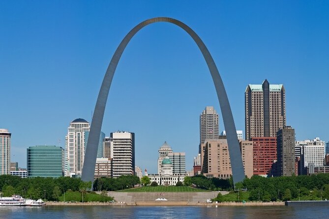 St. Louis Arch and River Cruise Small Group Walking Tour - The Mississippi Riverboat Cruise: Nice Views, Check Your Expectations