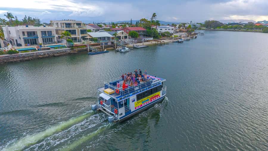 Surfers Paradise: Sightseeing Midday River and Canal Cruise - Midday River Time: Why This 1-Hour Cruise Is Such Good Value