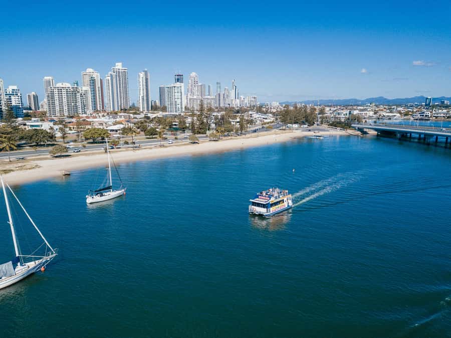 Surfers Paradise: Sightseeing Morning River and Canal Cruise - Price and value: what $19 really buys you