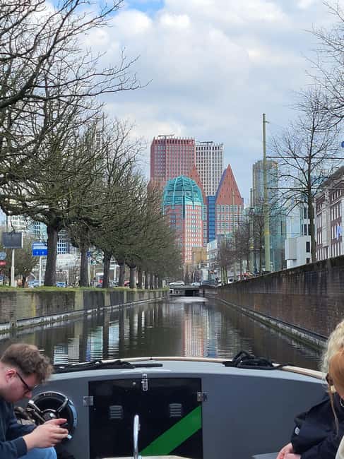 The Hague: Canal Cruise with Live Guide Winter edition - FAQ
