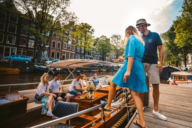 The Ultimate Amsterdam Canal Cruise - 2hr - Small Group with Drinks & Snacks - Captain-led storytelling: history you can picture