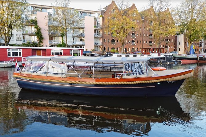 The Ultimate Amsterdam Canal Cruise - 2hr - Small Group with Drinks & Snacks - Price and value: why $116 can feel worth it