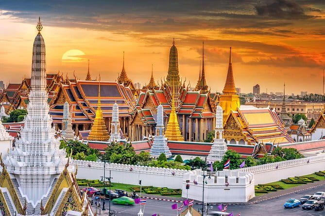 Three Temple River Cruise with Wat Pho, Wat Arun and Wat Rakhang - Wat Pho Pier Heritage Boat: A Break That’s Actually Scenic