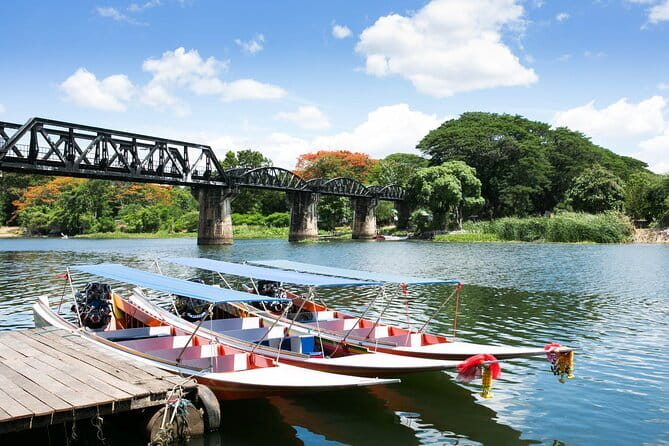Three Temple River Cruise with Wat Pho, Wat Arun and Wat Rakhang - Wat Arun at the Finish: Dress-Up Photos and Your Own Time