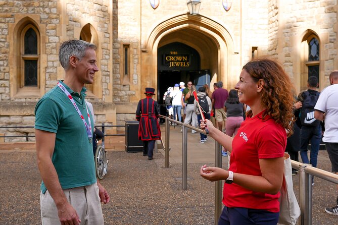Tower of London: Guided Tour with Thames River Cruise - Stop 2: The Tower of London Tour (1.5 Hours of Prison, Power, and Guard Rituals)