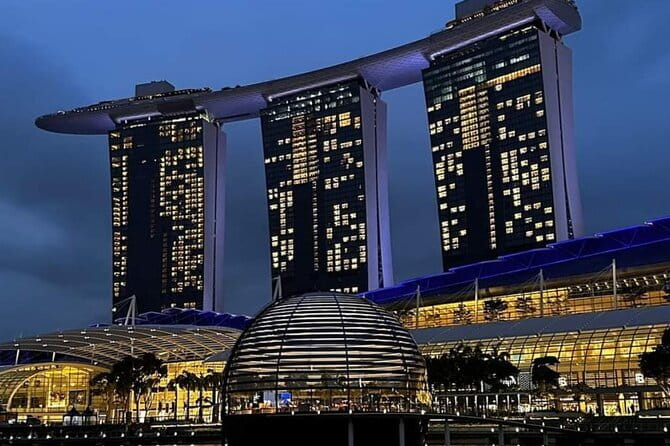 Twilight Magic Singapore River Cruise and 2 Light Show - What you’re really paying for (and why it can feel like a deal)