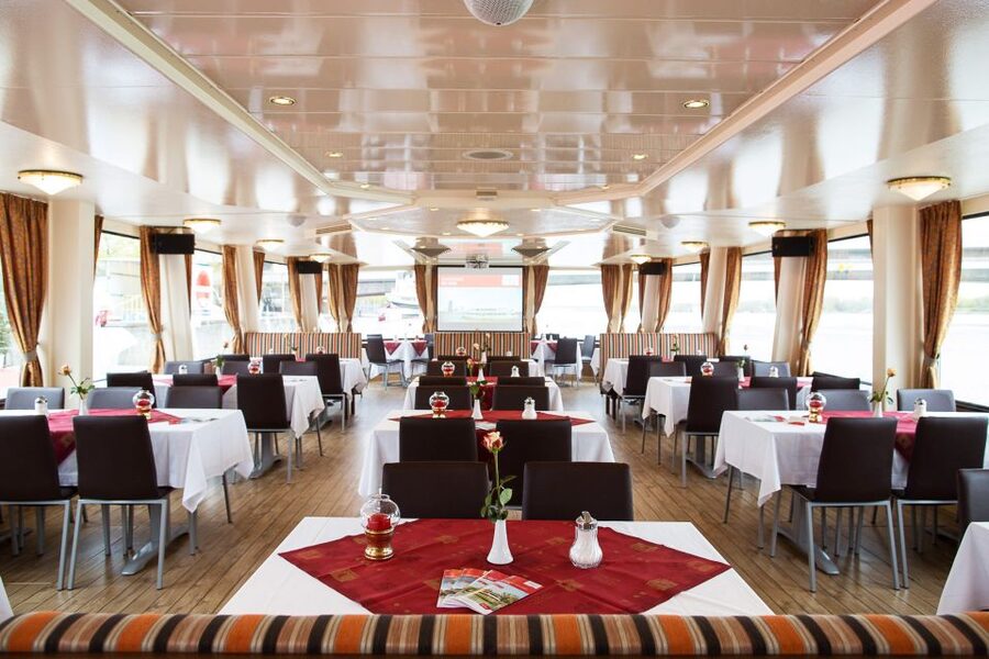 Vienna: Danube River Cruise w/ optional Viennese Specialties - Views You’ll Get vs What This Cruise Doesn’t Try to Replace