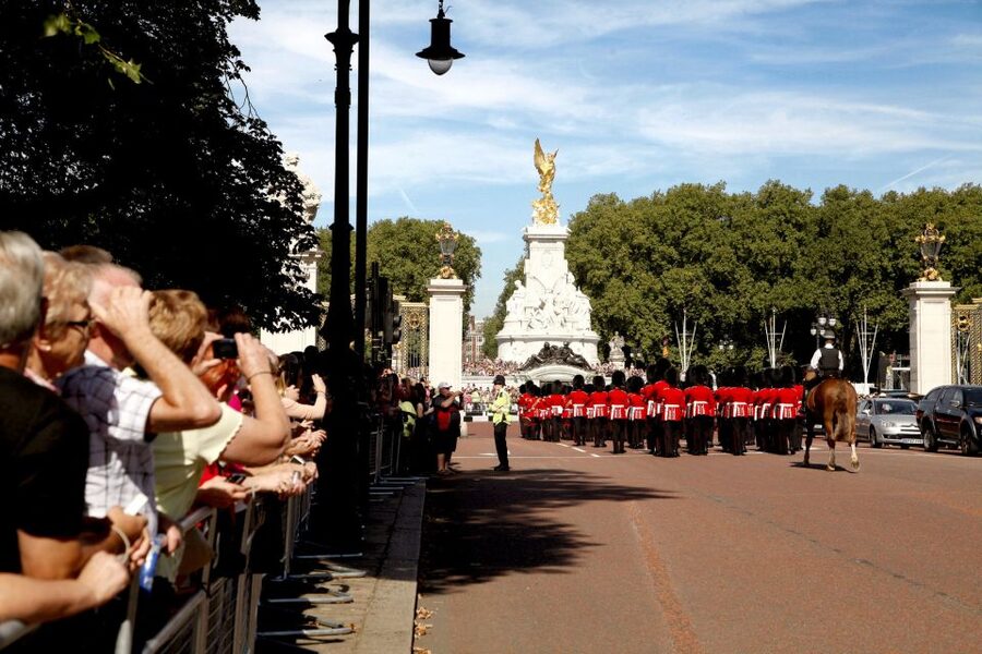 Vintage Double Decker Bus Tour & Thames River Cruise - Key highlights you will actually care about