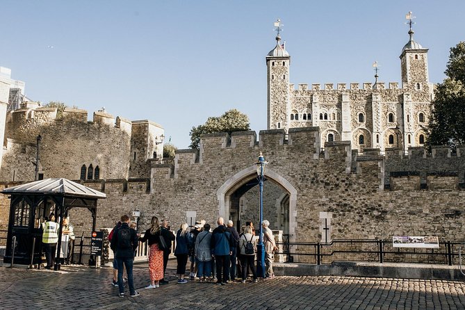 VIP Early Access Opening Ceremony Tower of London & River Cruise - White Tower Finish: A Refurbished Medieval Castle Tour
