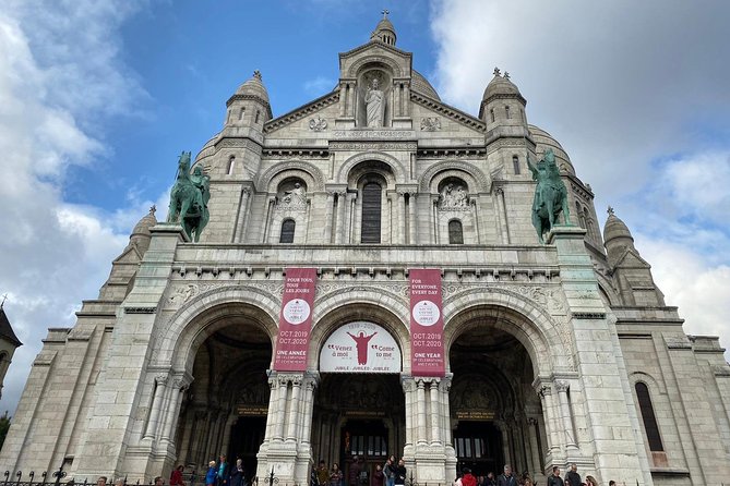 VIP Paris in a Day: Montmartre, Louvre, Île de la Cité, Cruise - Louvre Museum highlights with timed entry: Mona Lisa without the panic