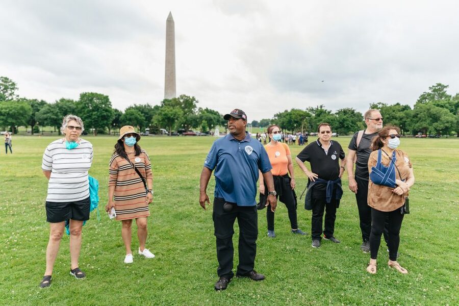 Washington, DC: Full-Day Tour with a Scenic River Cruise - Potomac River cruise (April 1 to September 30): why the boat changes everything