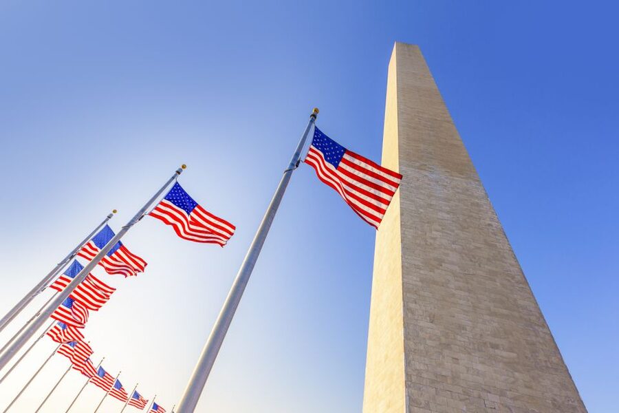 Washington DC: River Cruise & DC City Tour + Entry Ticket - Memorial run on a bus: WWII, MLK Jr., veterans, and more