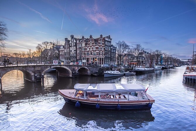 Winter Canal Cruise in Amsterdam - Why Winter Amsterdam Looks Different From a Canal
