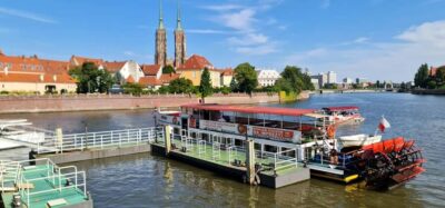 Wrocław: Long City Guided-Walk and River Cruise (3 h) - Starting at Piwnica Świdnicka: get your bearings early