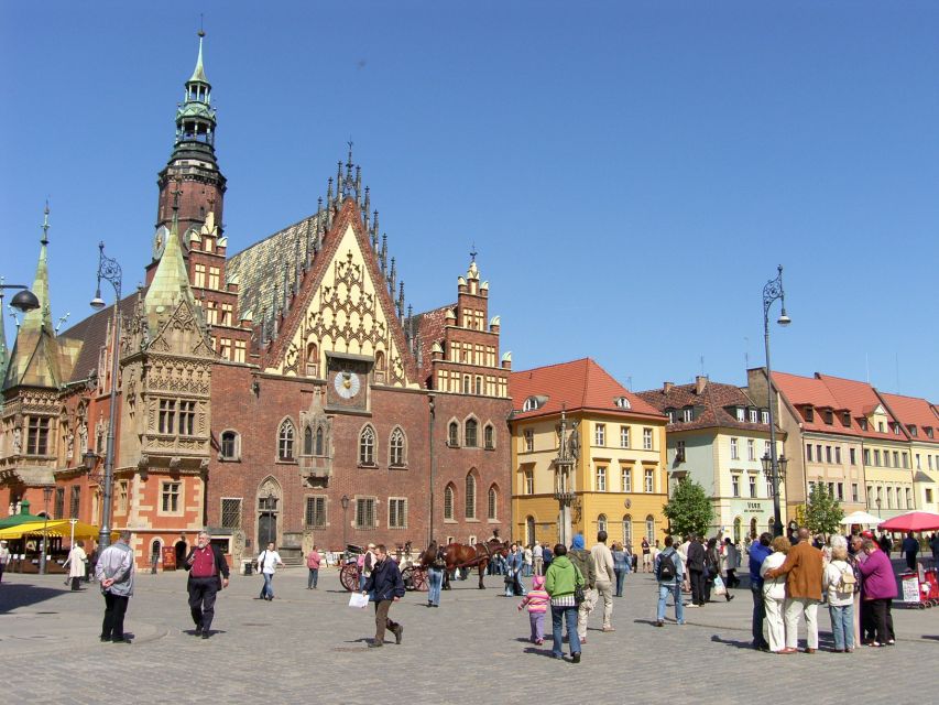 Wrocław: Long City Guided-Walk and River Cruise (3 h) - University of Wrocław route: baroque halls and the Mathematical Tower photo stop