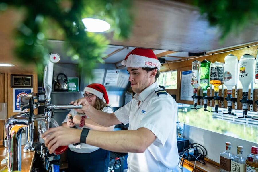 York: Festive River Cruise With Mulled Wine & Mince Pie - Timing issues and disruptions: what you should keep in mind